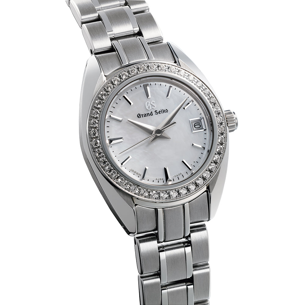 白い巨塔 白金ザ・スカイ 44階角部屋！贅沢な眺望を堪能できる