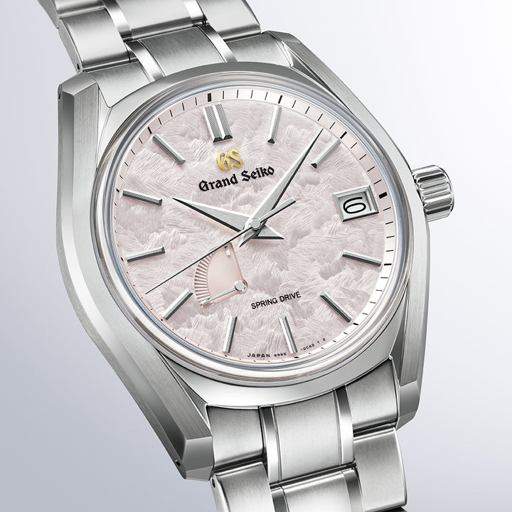 SBGA413_dial3_720x.jpg?v=
